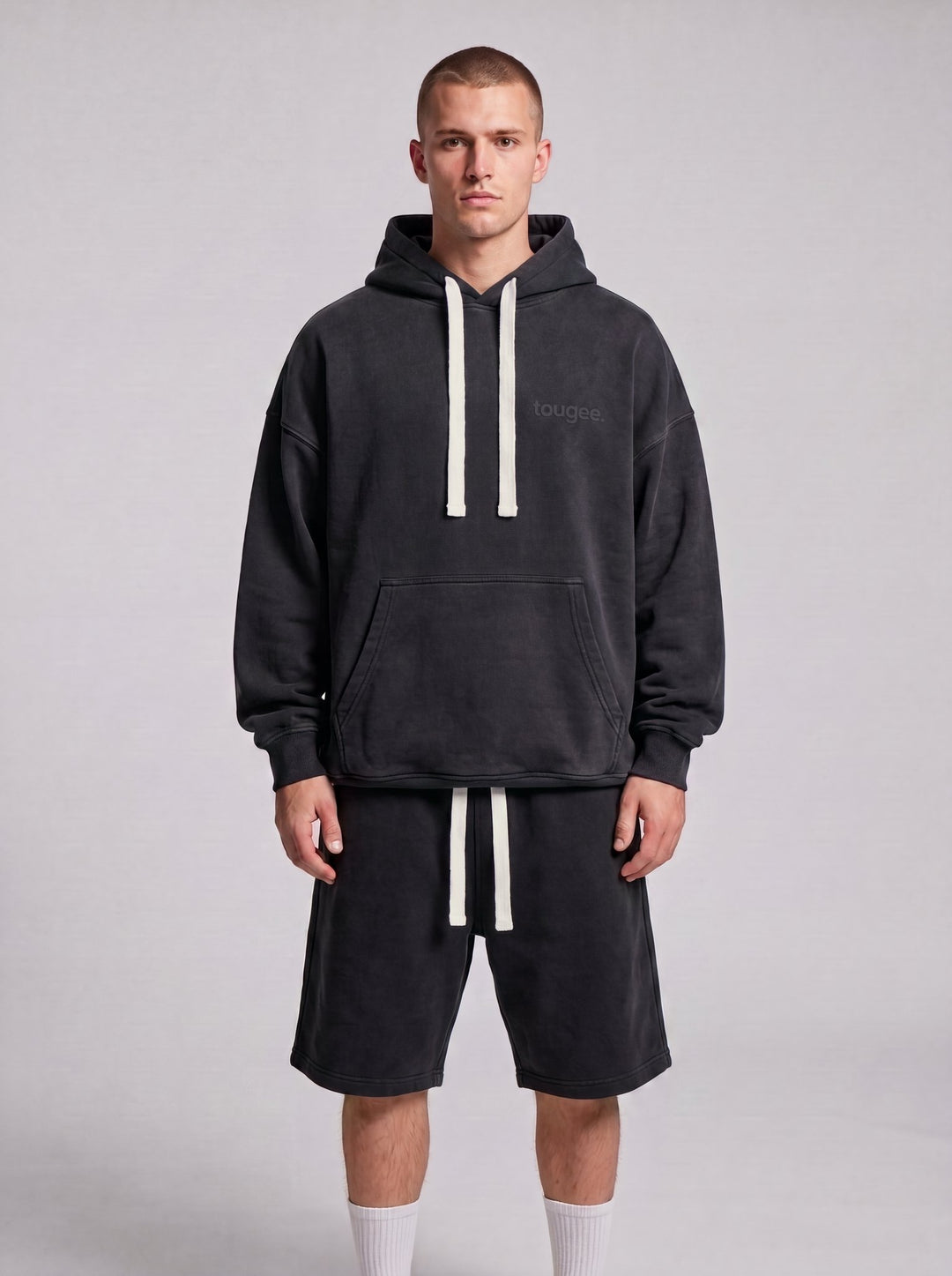model: John is 6'1 and wears a size L